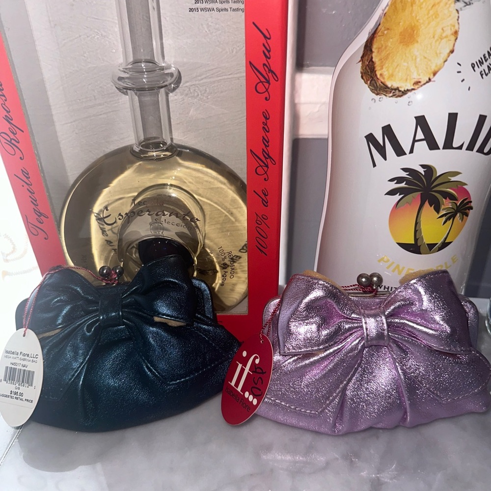 Isabella fiore Metallic Bow Clutch Set in Blue and Purple Neww‼️‼️‼️
